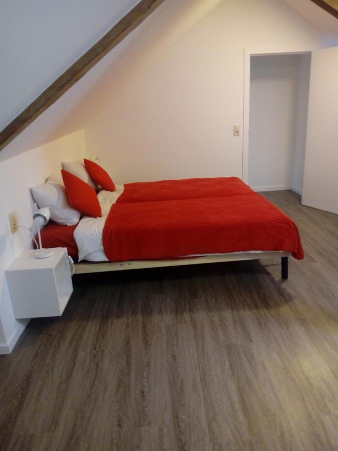 La Vieille Tour Hotel Хотон Екстериор снимка